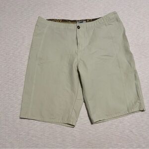 Horny‎ Toad Shorts Womens 10 Bermuda Outdoors Hiking Light Green Long